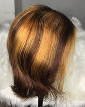 Load image into Gallery viewer, 10 inch highlight Glueless Bob wig straight 4/27 ombre
