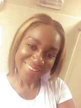 Load image into Gallery viewer, 10 inch highlight Glueless Bob wig straight 4/27 ombre
